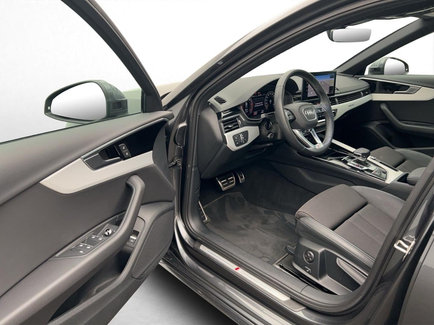 Bild über Audi A4 Avant S line 40 TDI quattro S tronic - für weitere Informationen kontaktieren Sie den Audi Partner