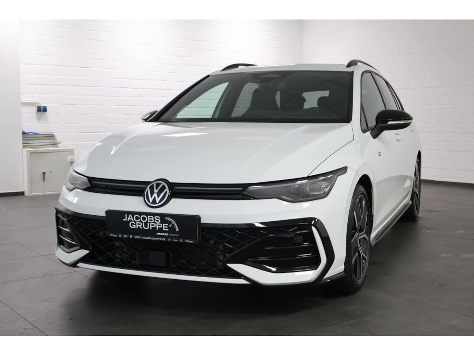 Volkswagen Golf Variant R-Line
