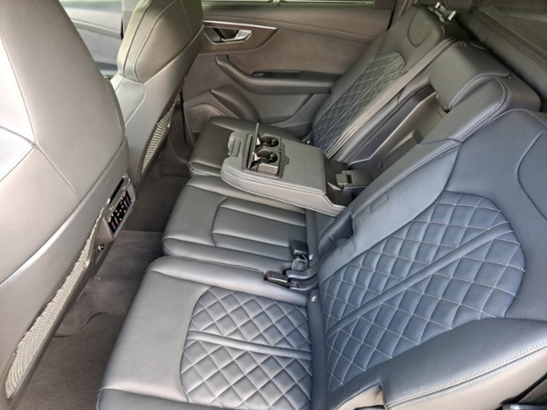 Audi Q7 SUV S line