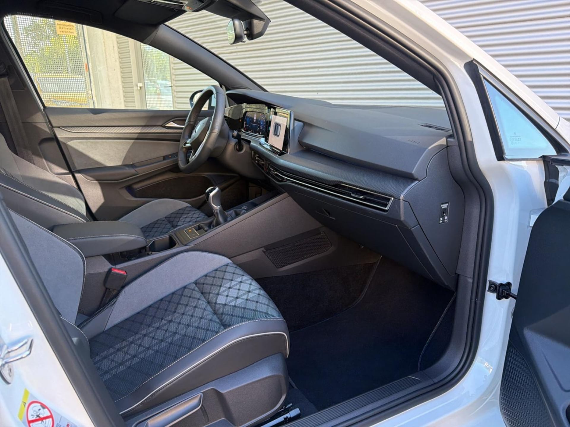 Volkswagen Golf R-Line