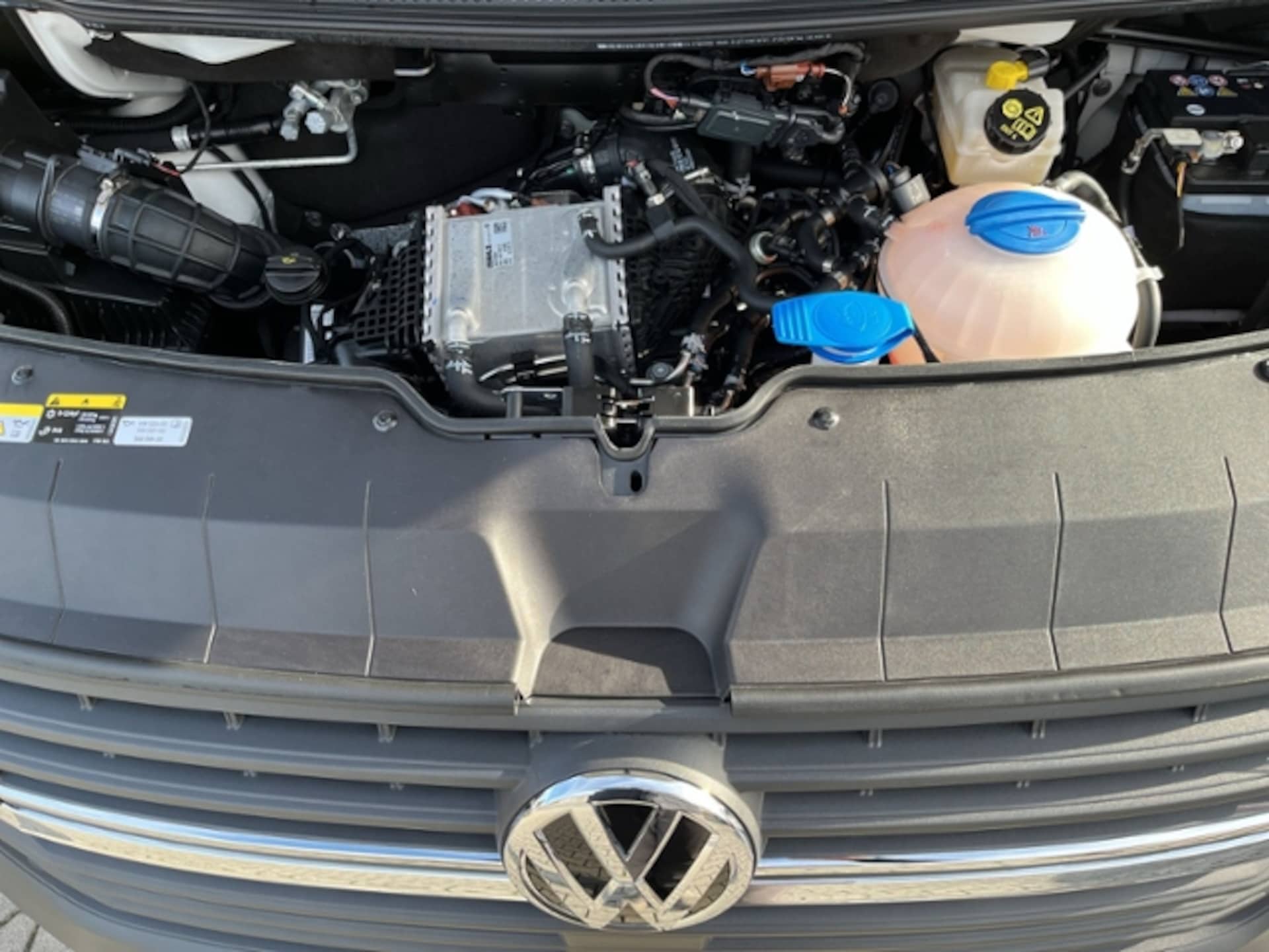 Volkswagen T6.1 Transporter Kasten langer Radstand