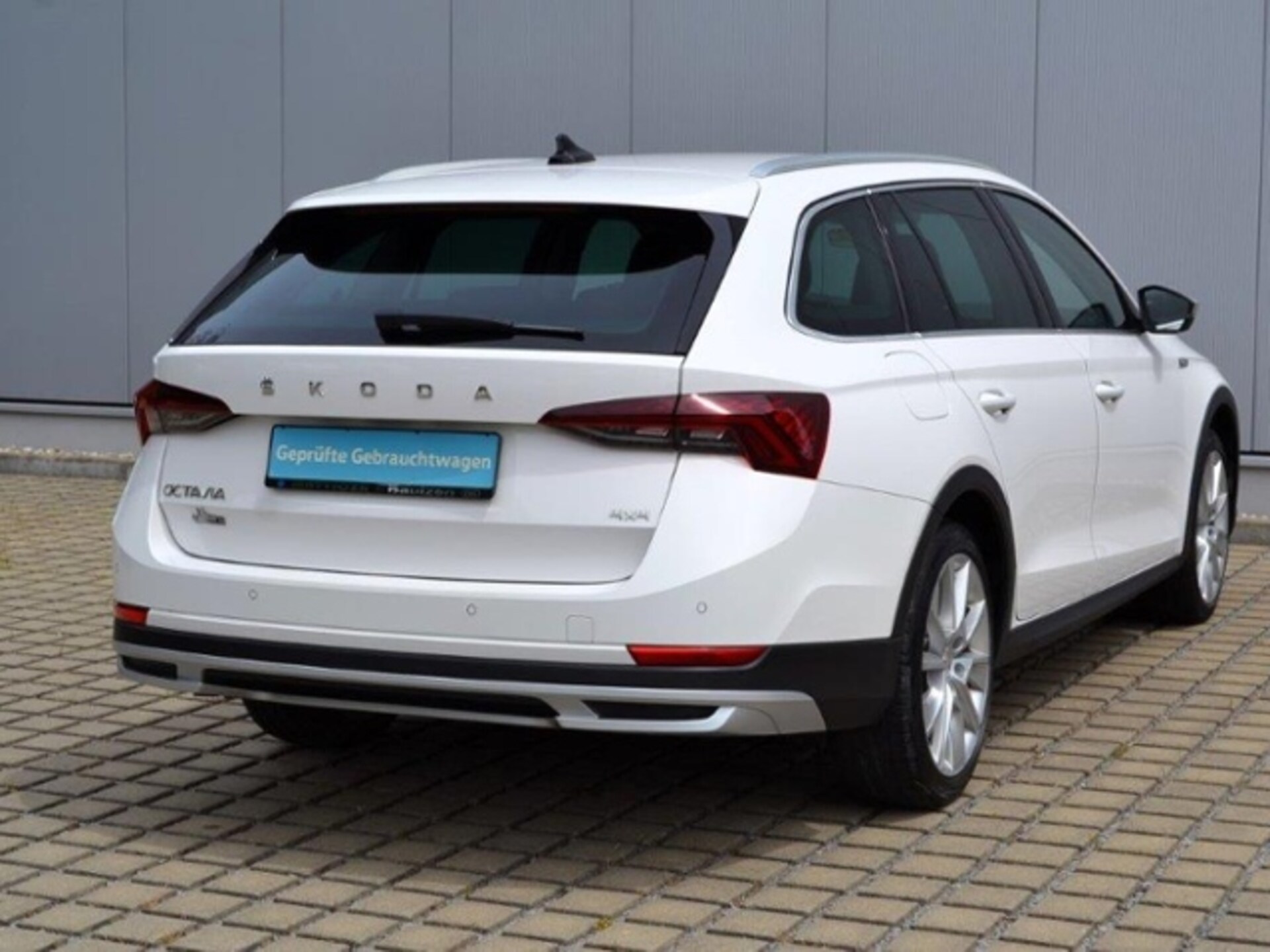 Skoda Octavia Combi SCOUT