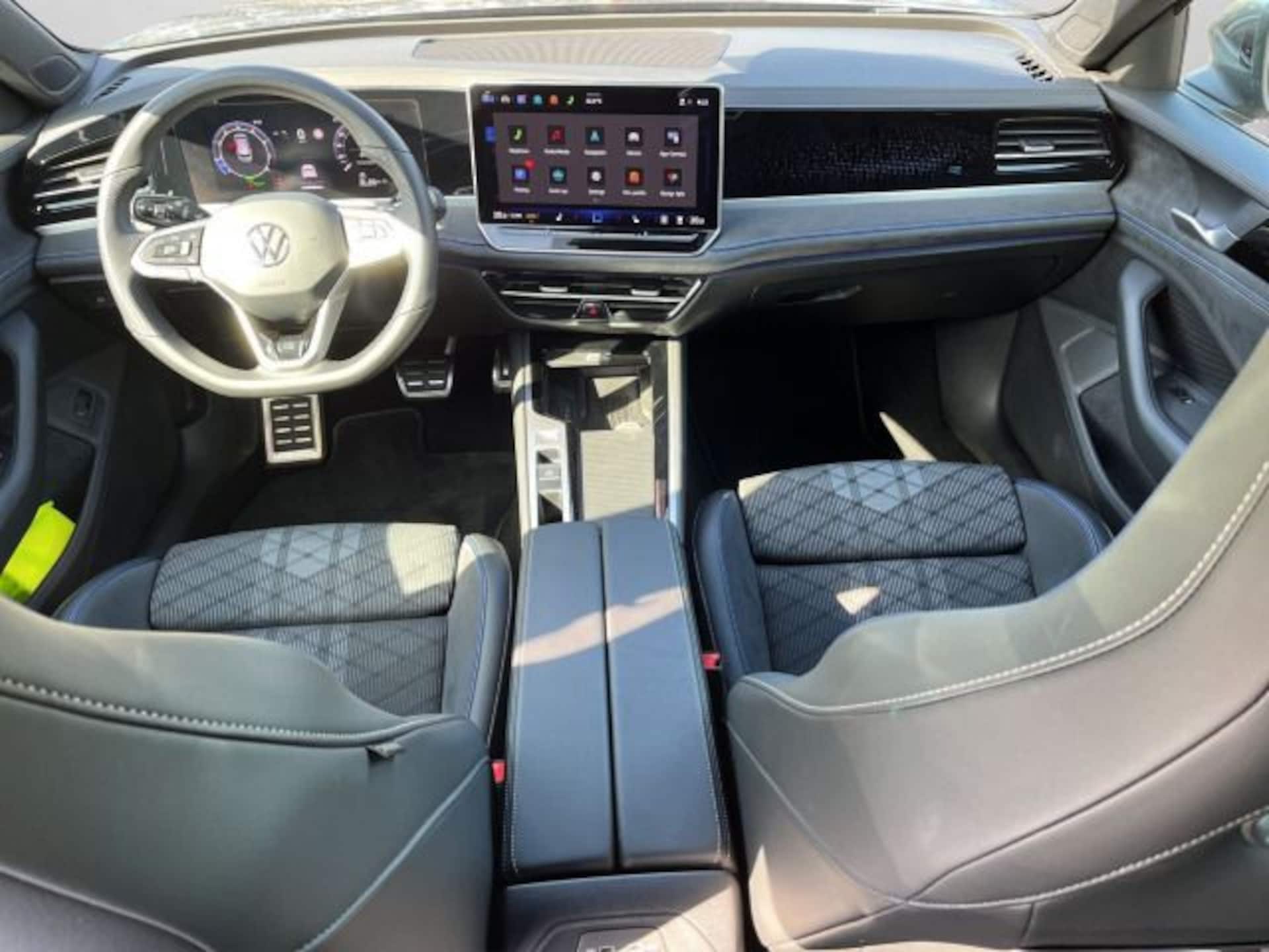 Volkswagen Passat R-Line