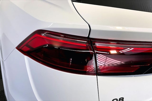 2026 Audi Q8 Premium Plus - Photo 14