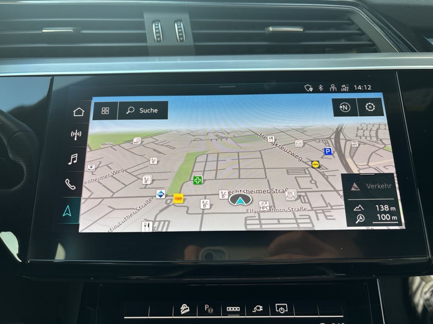 Bild über Audi Q8 e-tron S line 50 e-tron quattro - für weitere Informationen kontaktieren Sie den Audi Partner