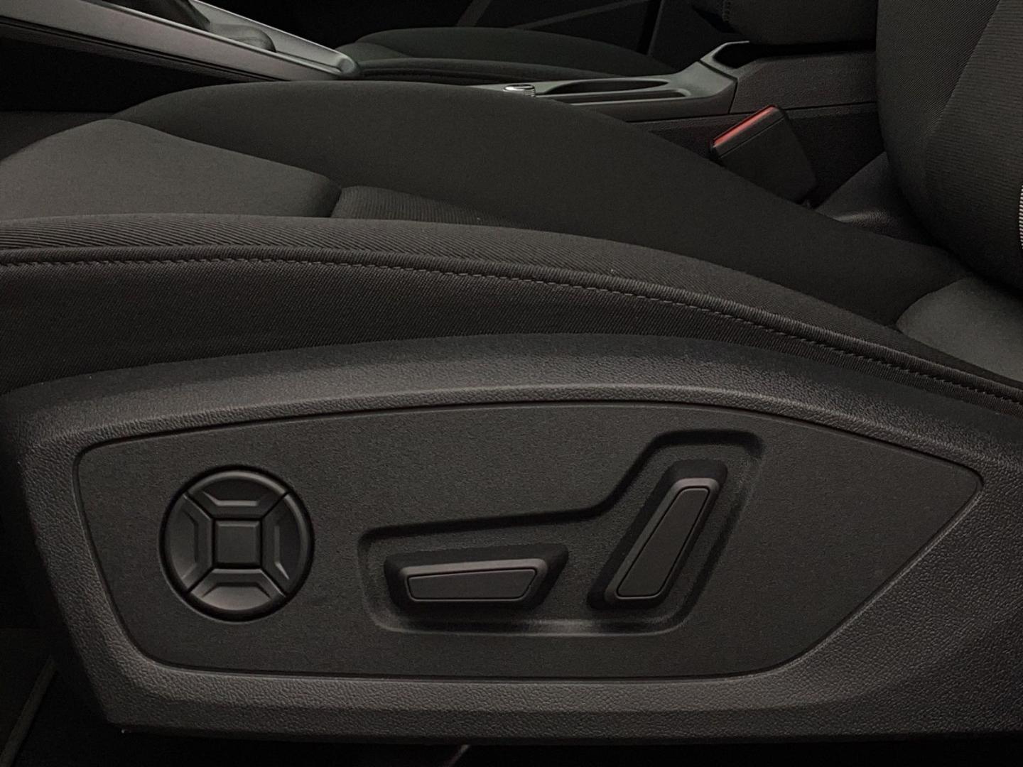 Image about Audi A3 allstreet 35 TFSI Schaltgetriebe