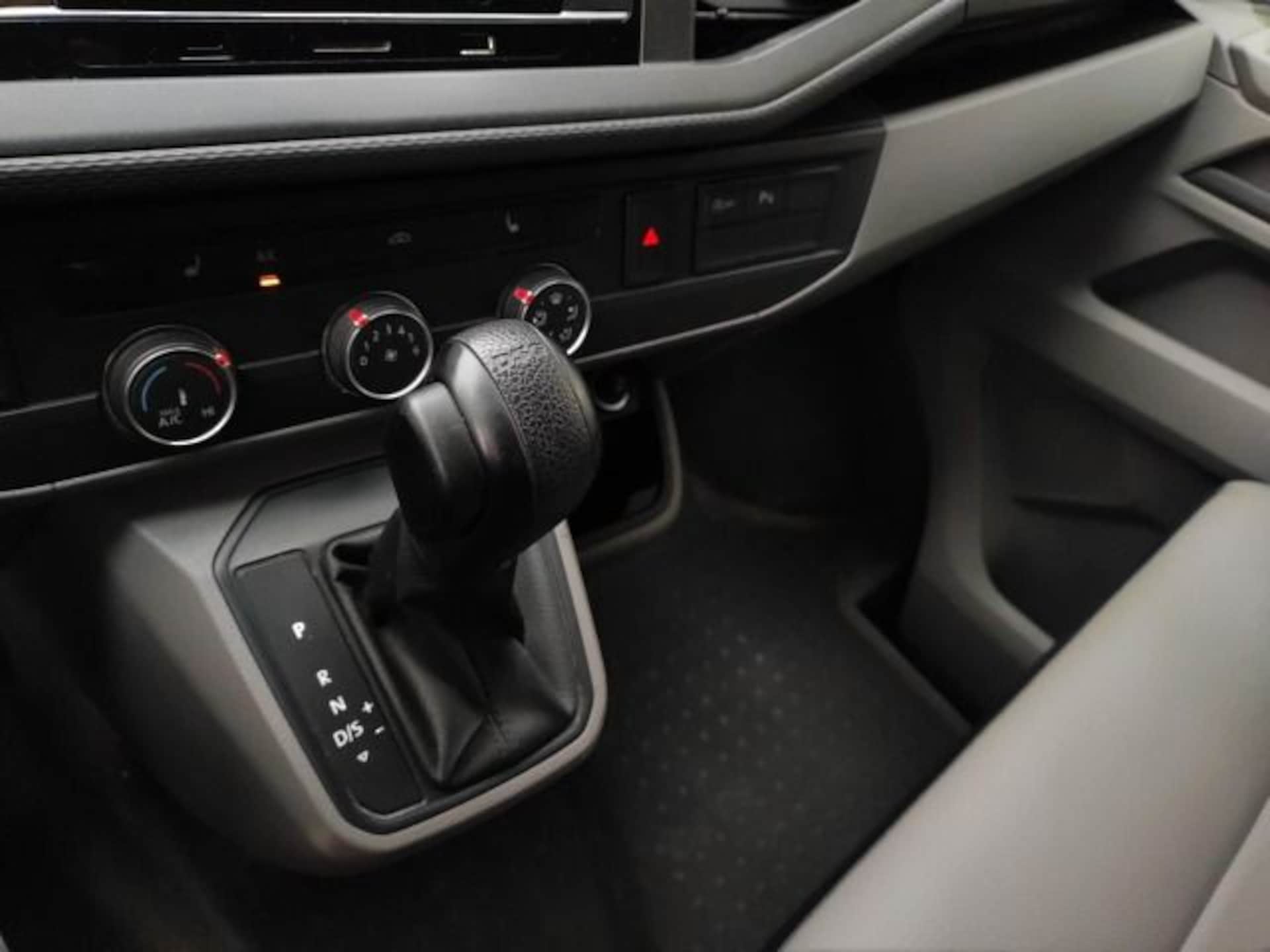 Volkswagen T6.1 Transporter Kasten kurzer Radstand