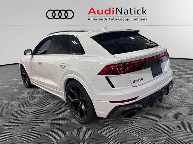 2026 Audi RS Q8 SUV performance