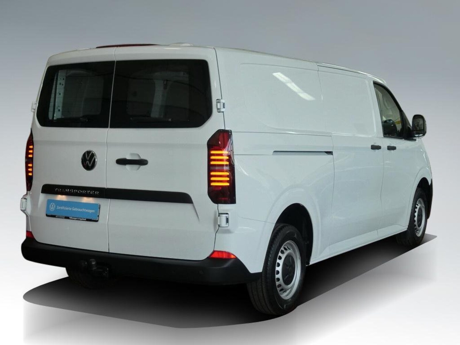 Volkswagen Transporter Kasten langer Radstand – Bild 3