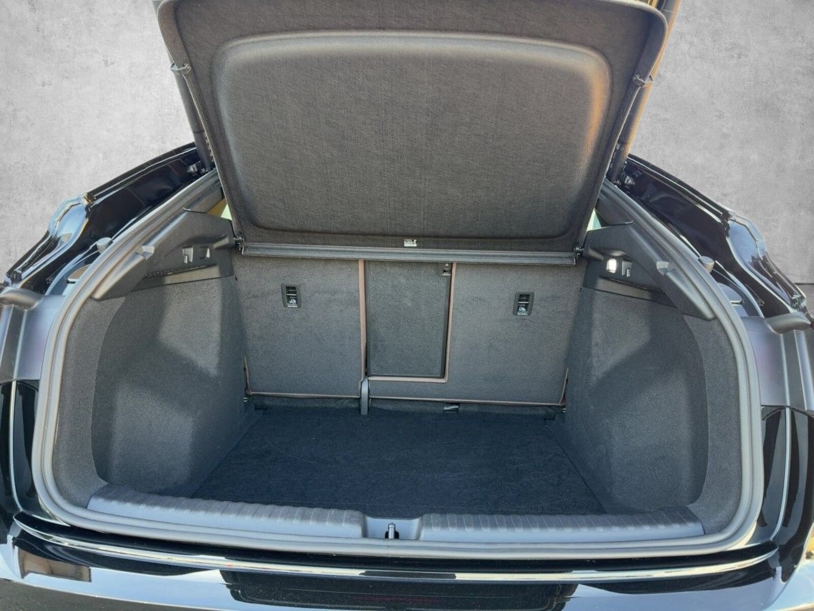 Audi Q4 Sportback e-tron – Bild 21