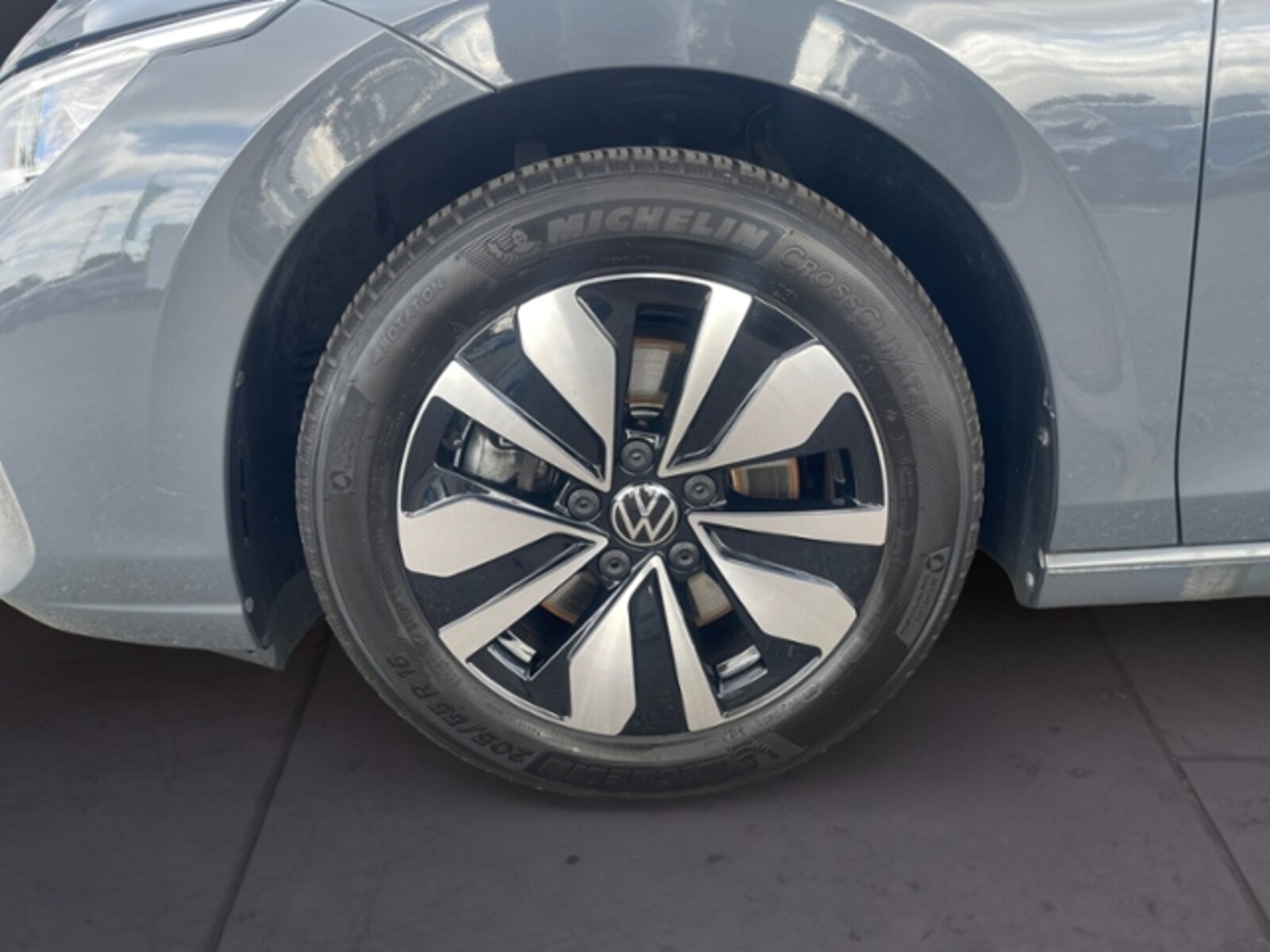 Volkswagen Golf Variant – Bild 7
