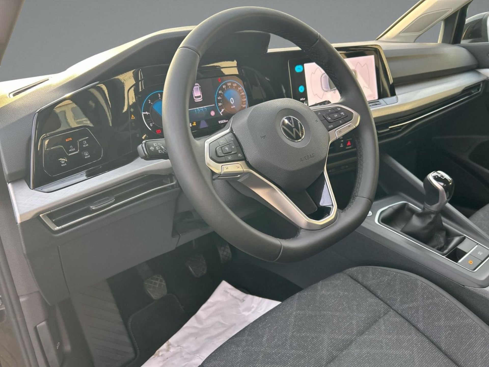 Volkswagen Golf Variant Life