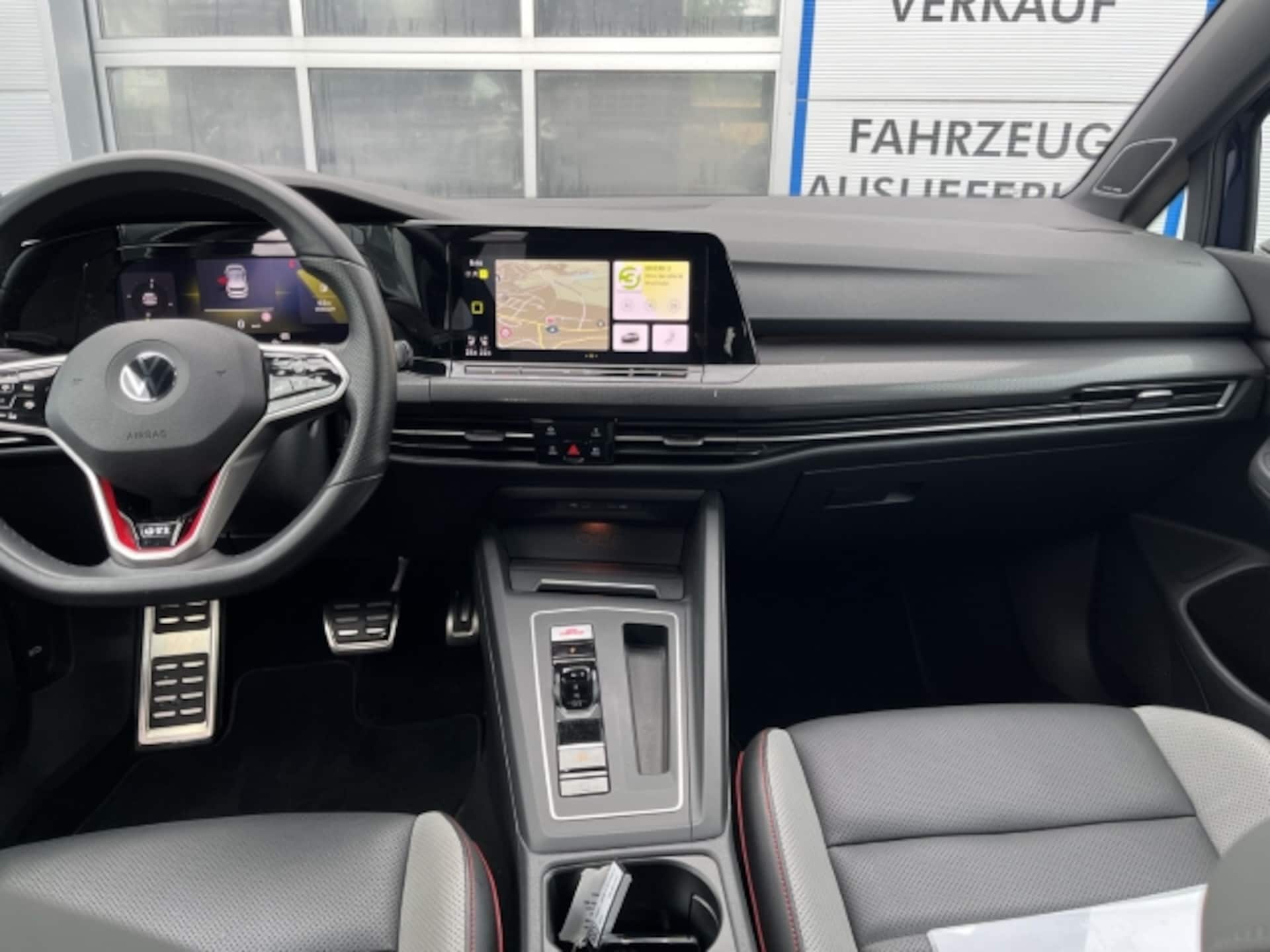 Volkswagen Golf GTI