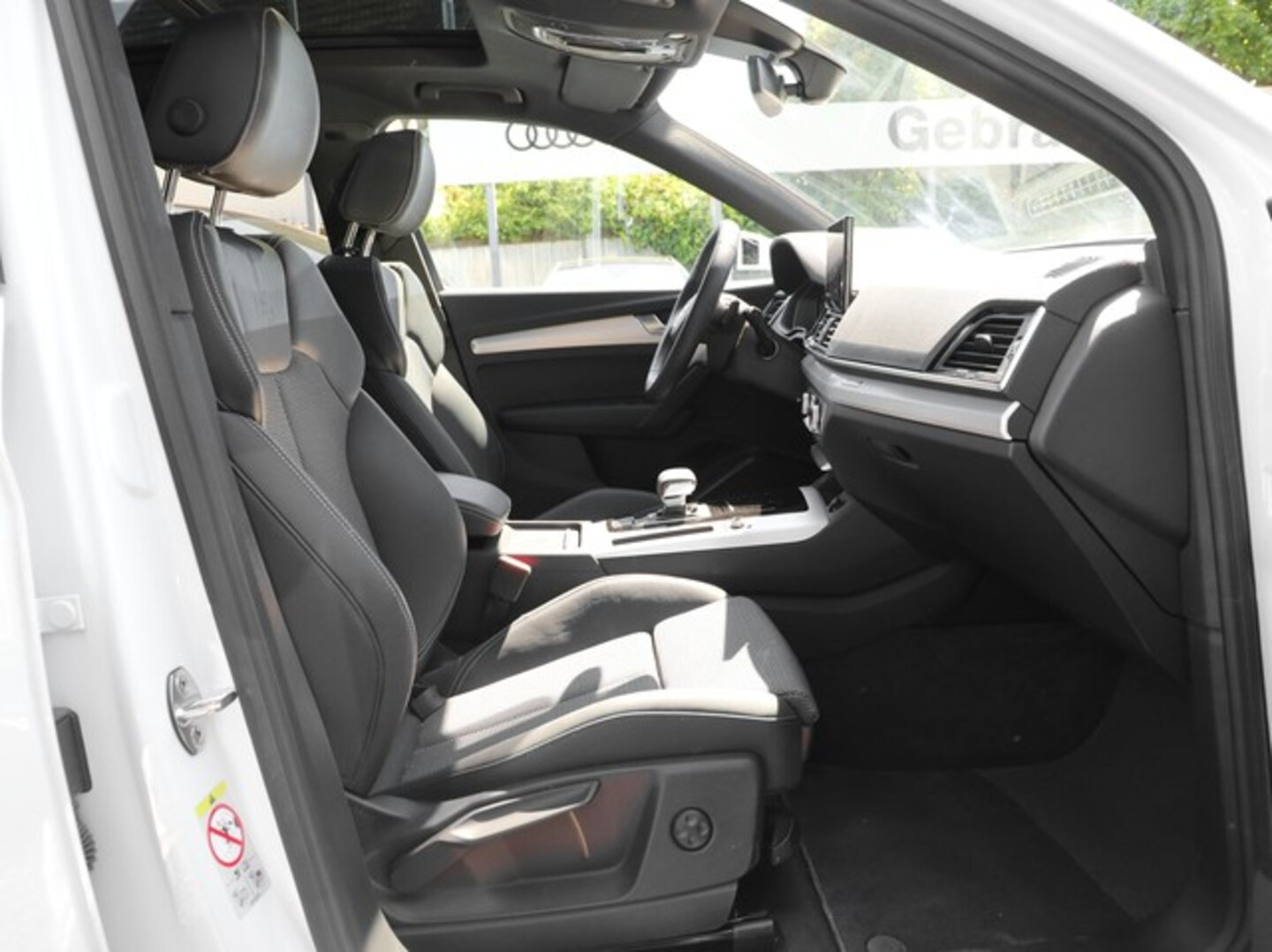 Bild über Audi Q5 Sportback 40 TDI quattro S tronic - für weitere Informationen kontaktieren Sie den Audi Partner