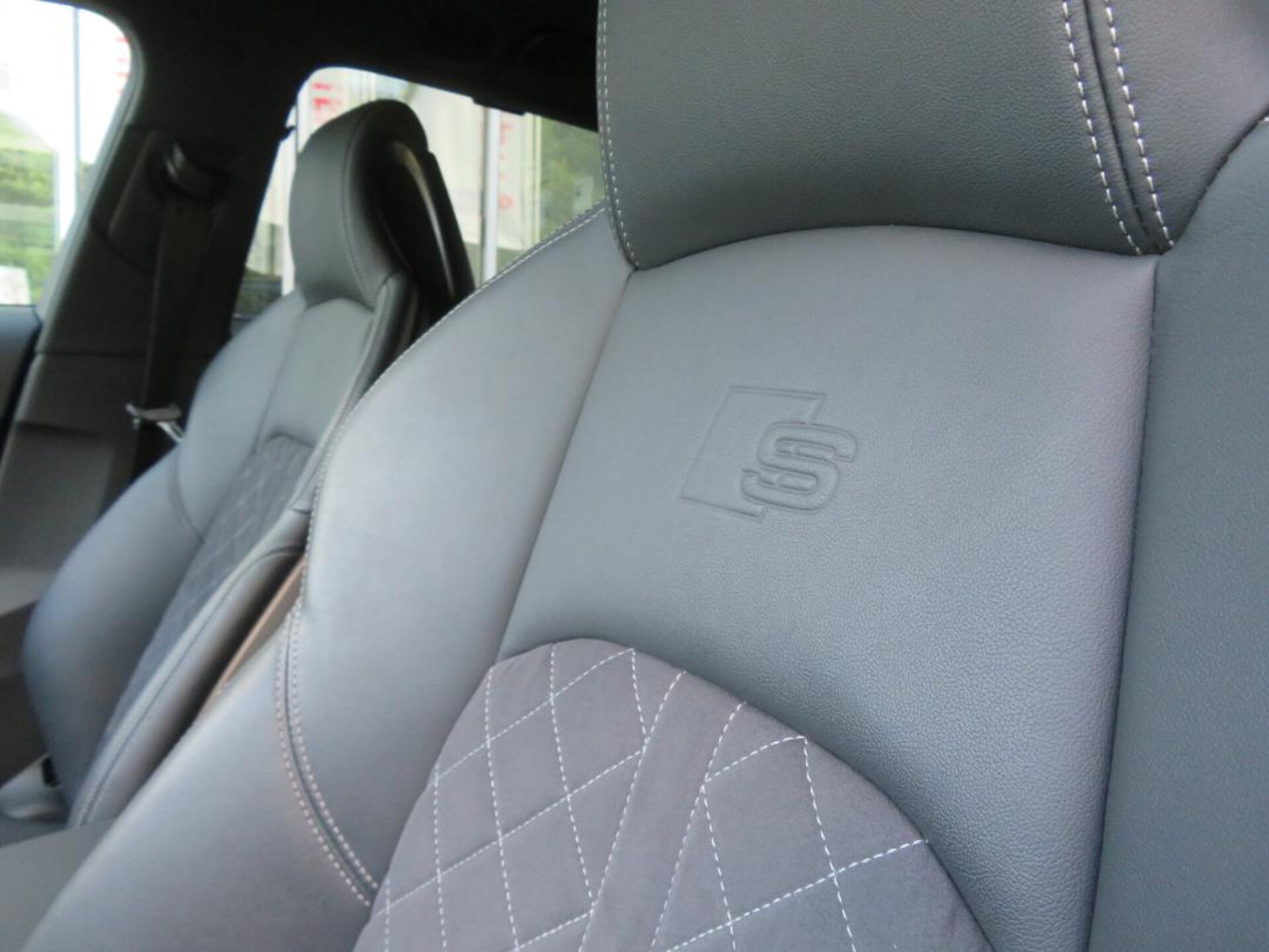 Audi S4 Avant