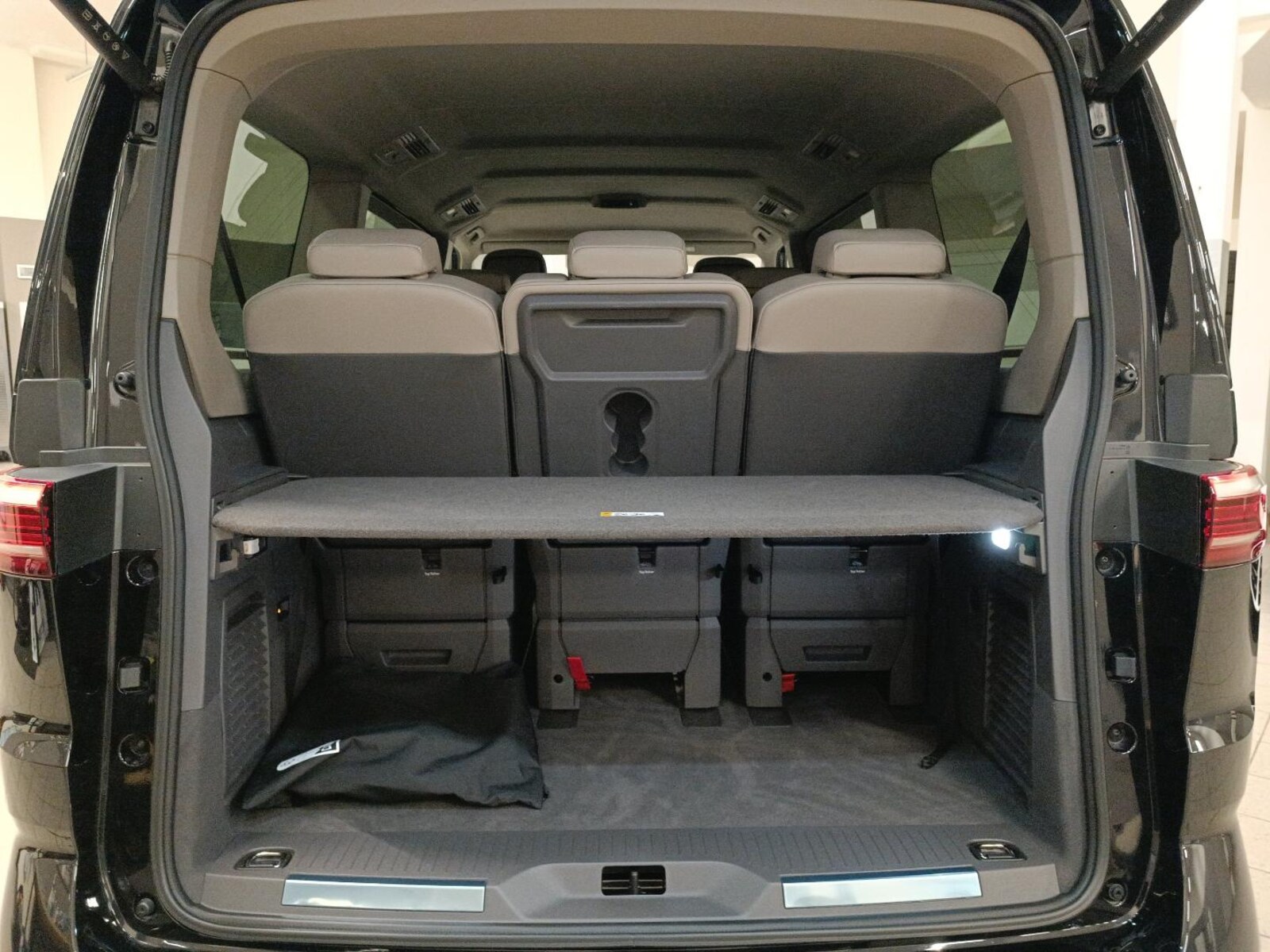 Volkswagen Multivan Langversion – Bild 18