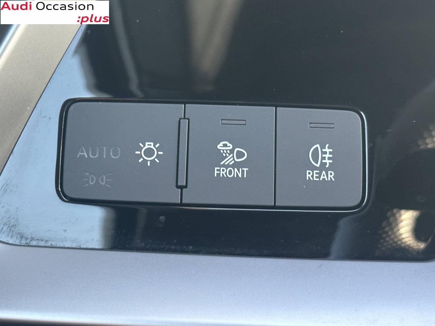 Image about Audi A3 Sportback S line 40 TDI quattro 147 kW (200 ch) S tronic