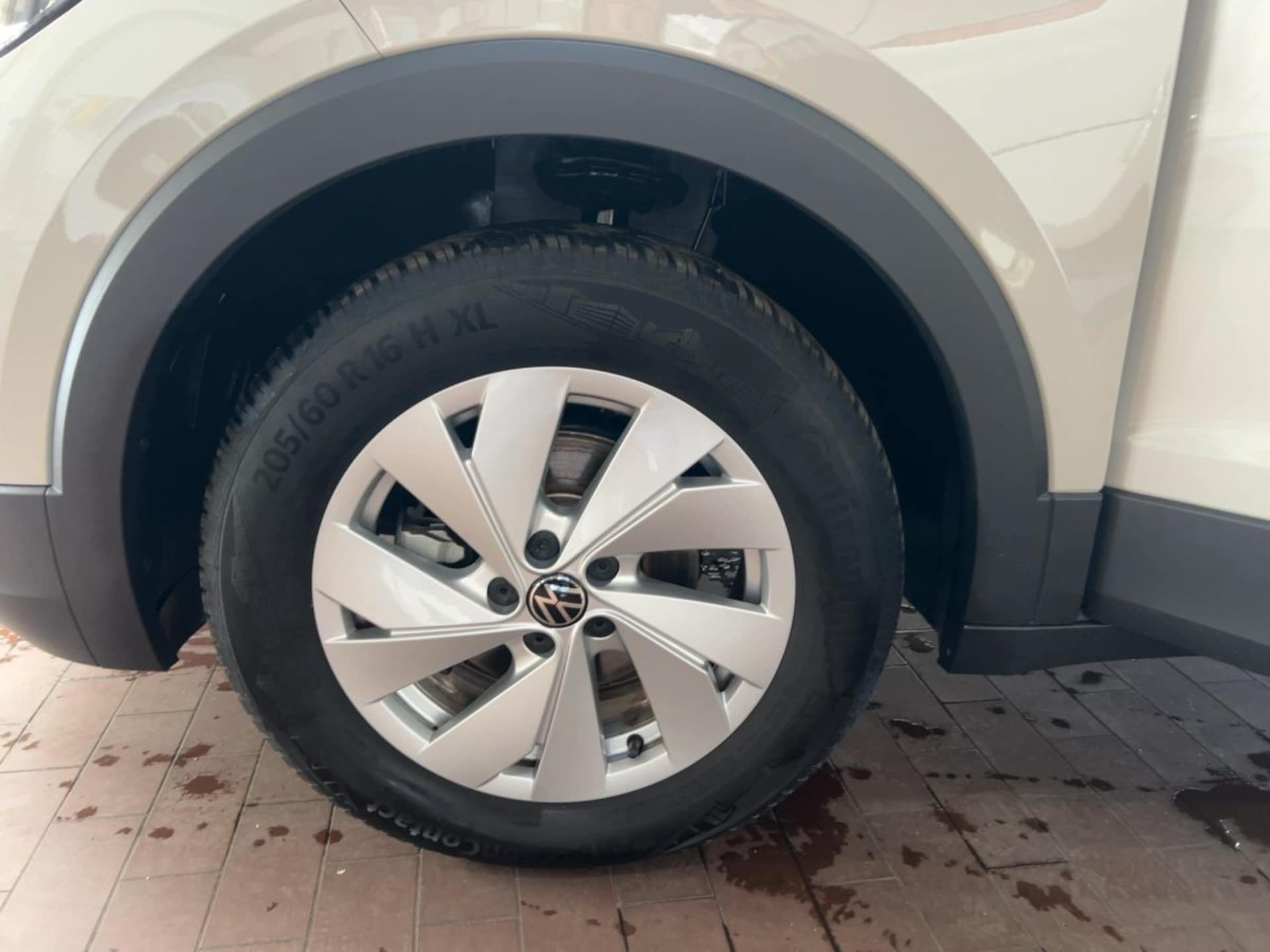 Volkswagen T-Cross Life