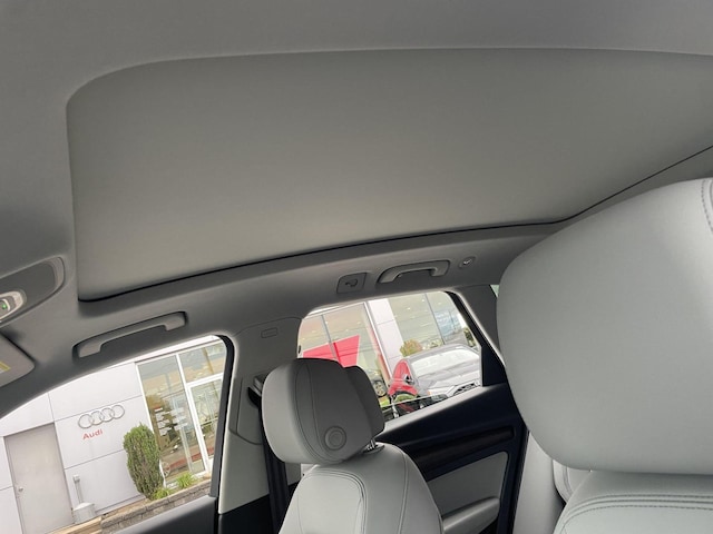 2023 Audi Q5 Premium - Photo 25