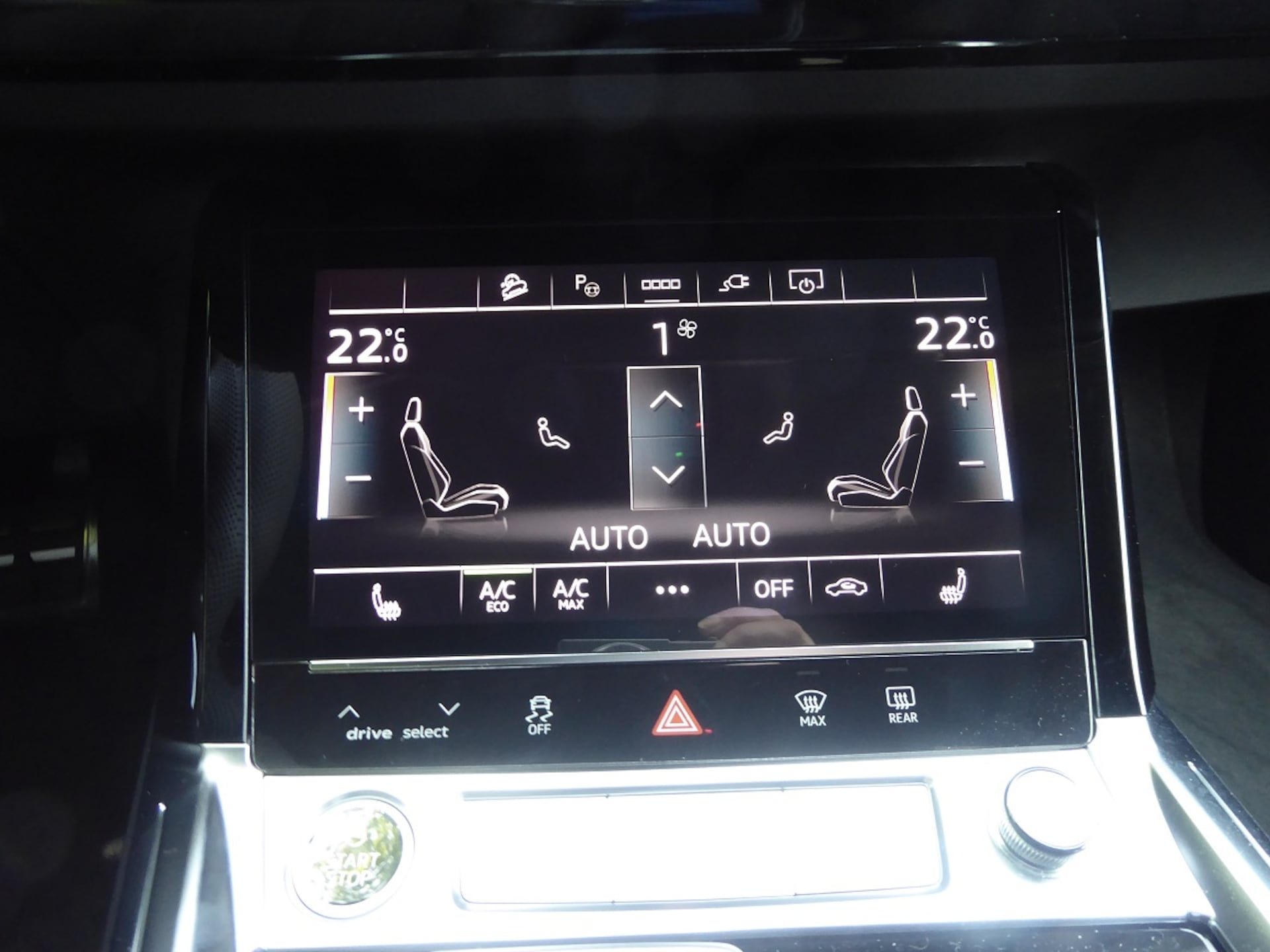 Audi Q8 e-tron S line