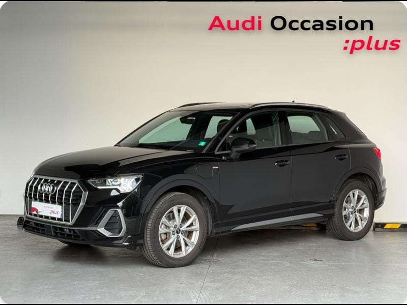 Image about Audi Q3 TFSI e S line 45 TFSI e 180 kW (245 ch) S tronic