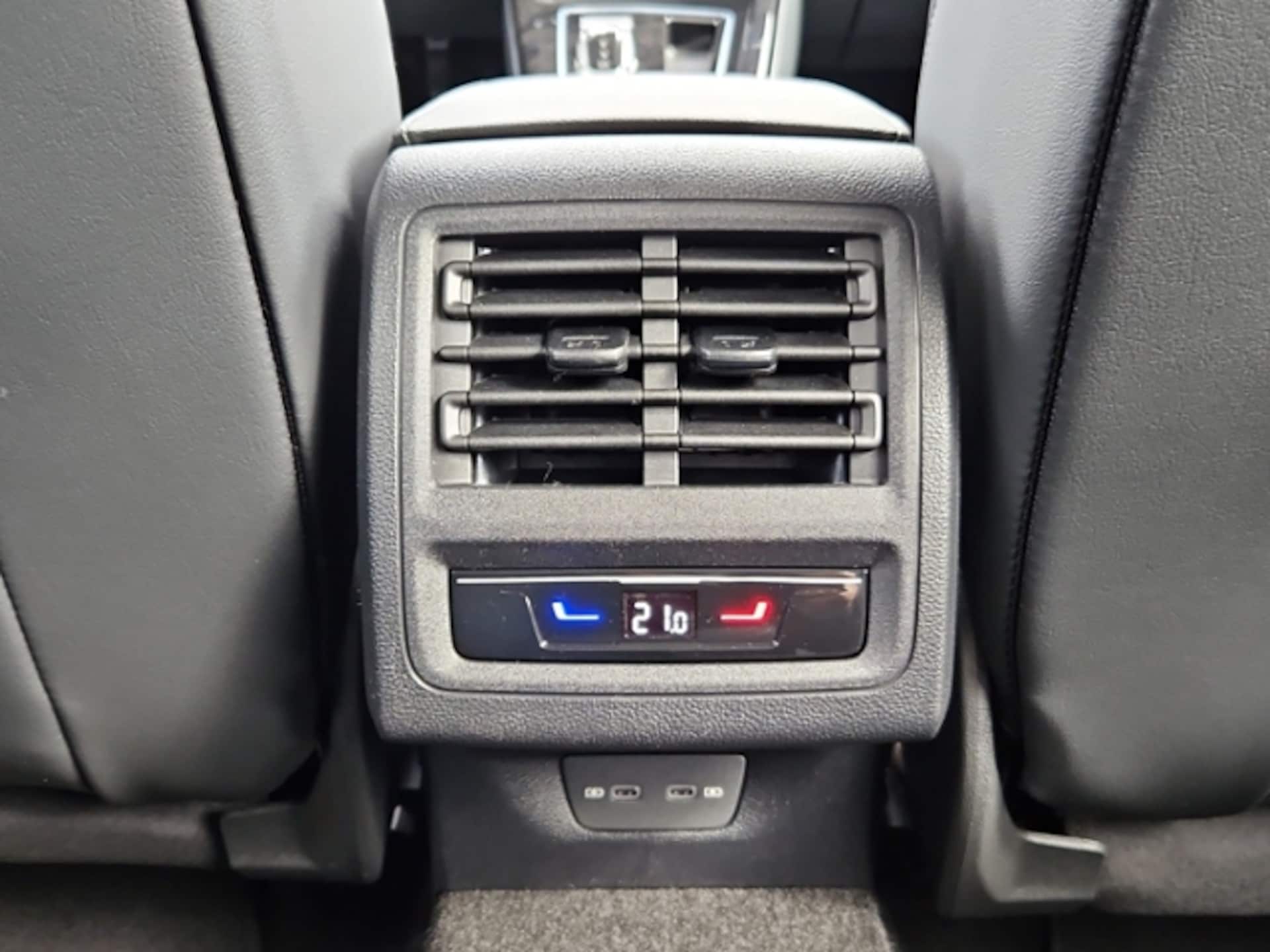 Volkswagen Golf Variant Style