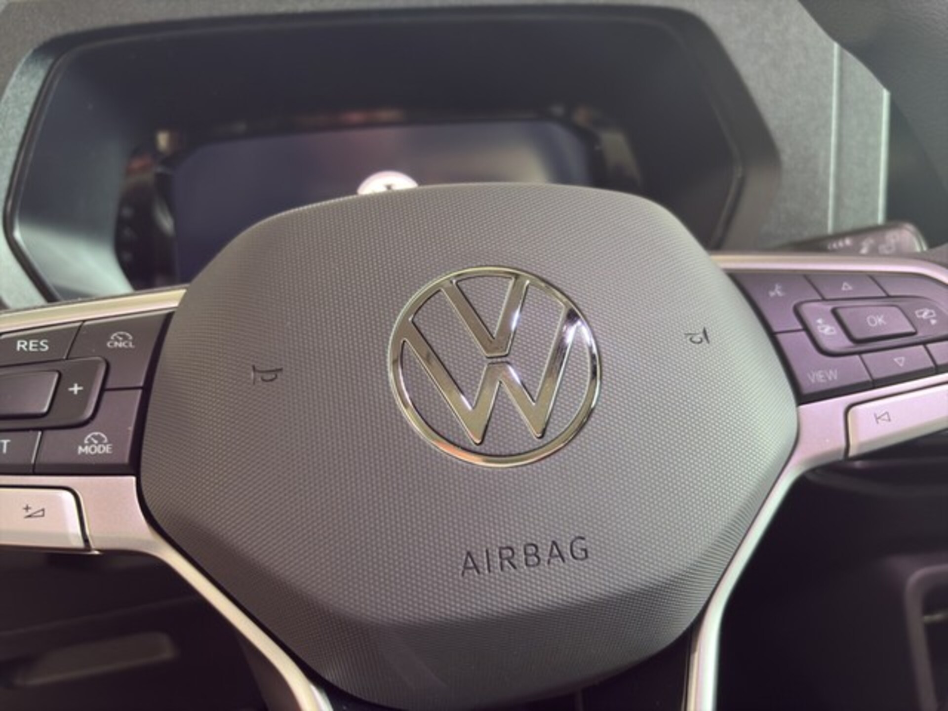 Volkswagen Caddy Basis-Modell