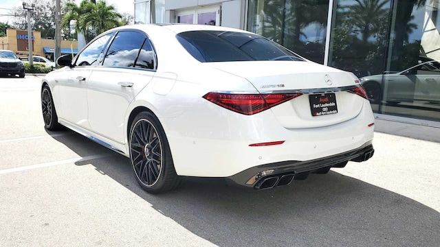 2024 Mercedes-Benz