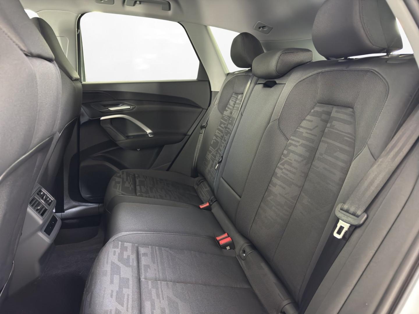 Bild über Audi Q5 SUV TDI quattro 150 kW S tronic - für weitere Informationen kontaktieren Sie den Audi Partner