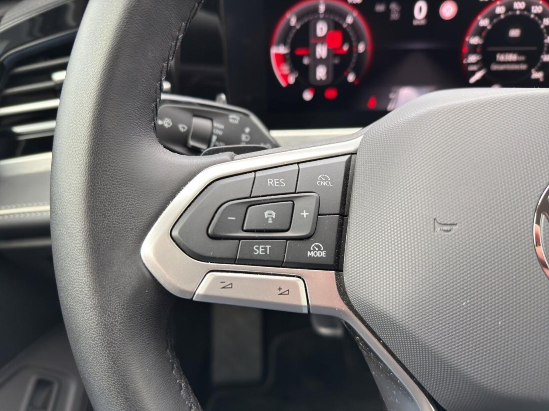 Volkswagen Passat Elegance