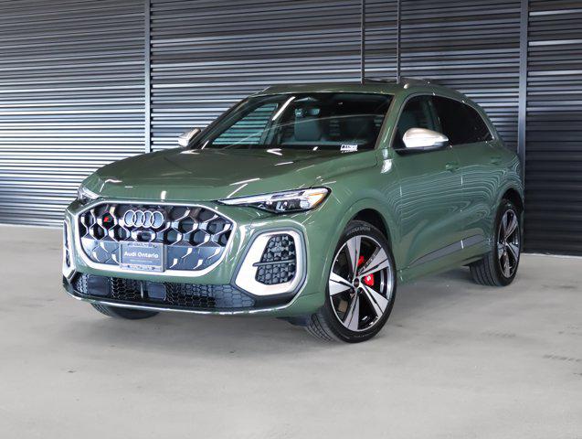 2026 Audi SQ5 Premium Plus quattro's photo
