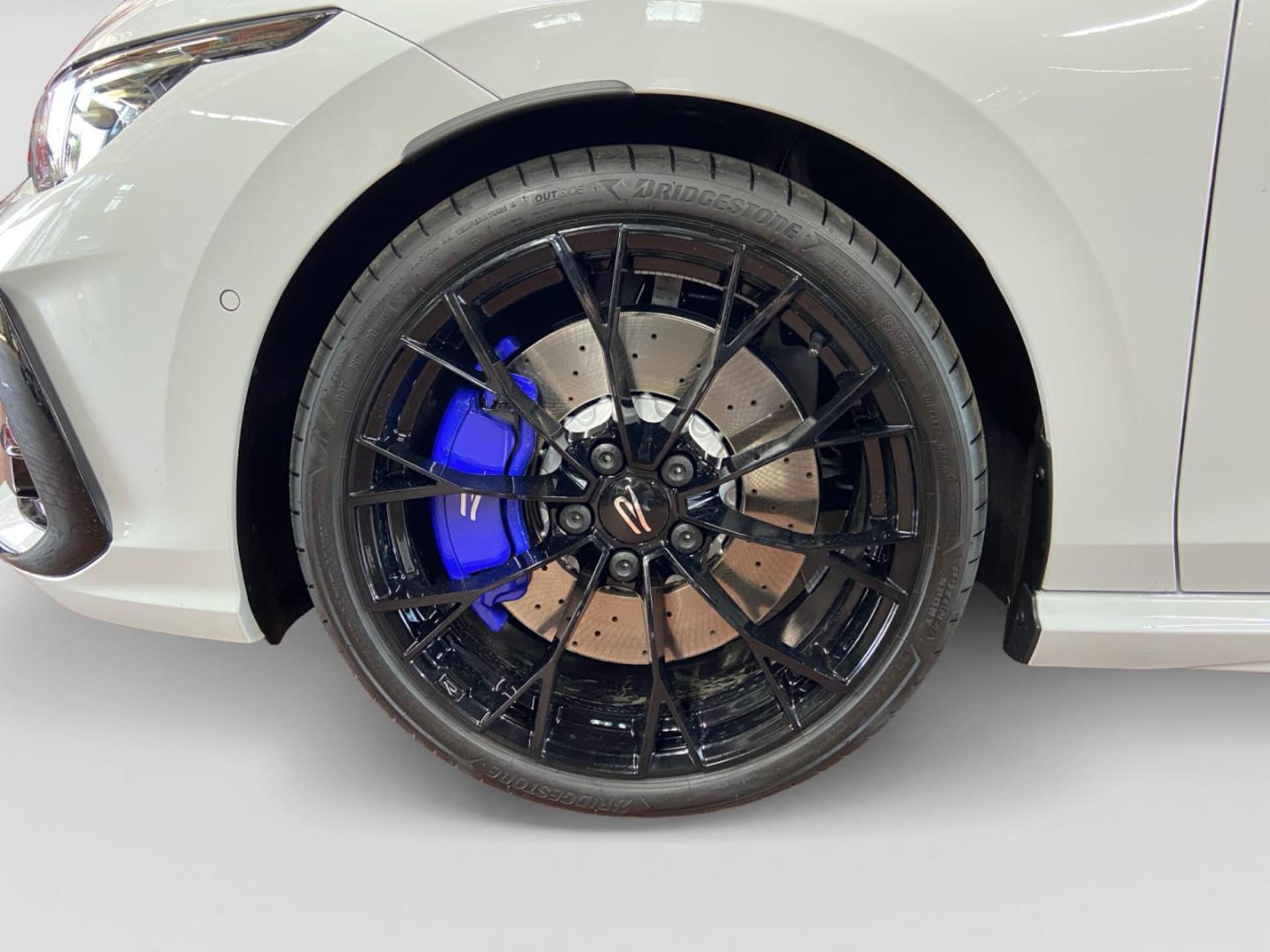 Volkswagen Golf Variant R