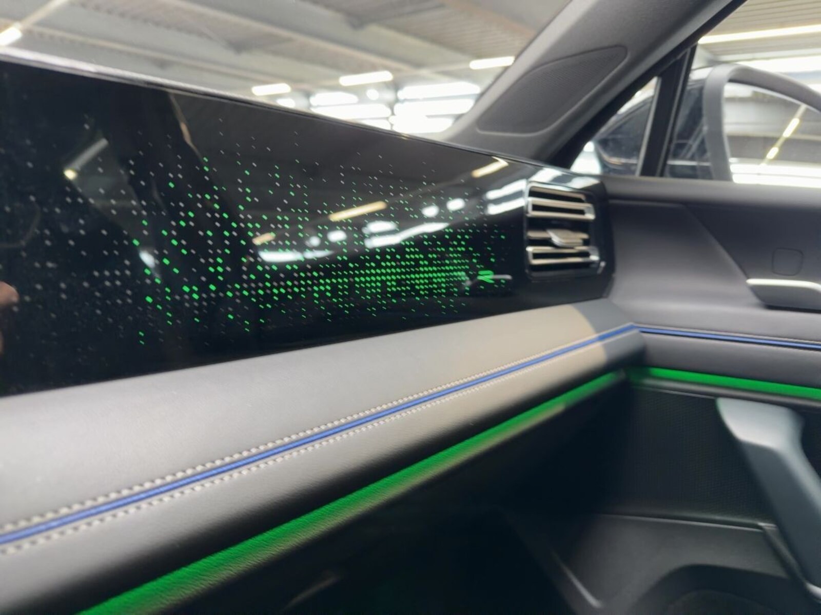 Volkswagen Tiguan – Bild 18