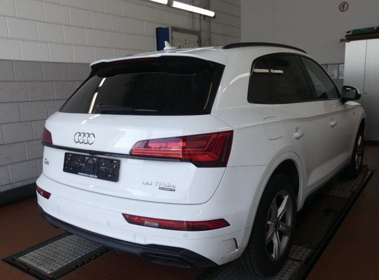 Image about Audi Q5 TFSI e 55 TFSI e quattro S tronic