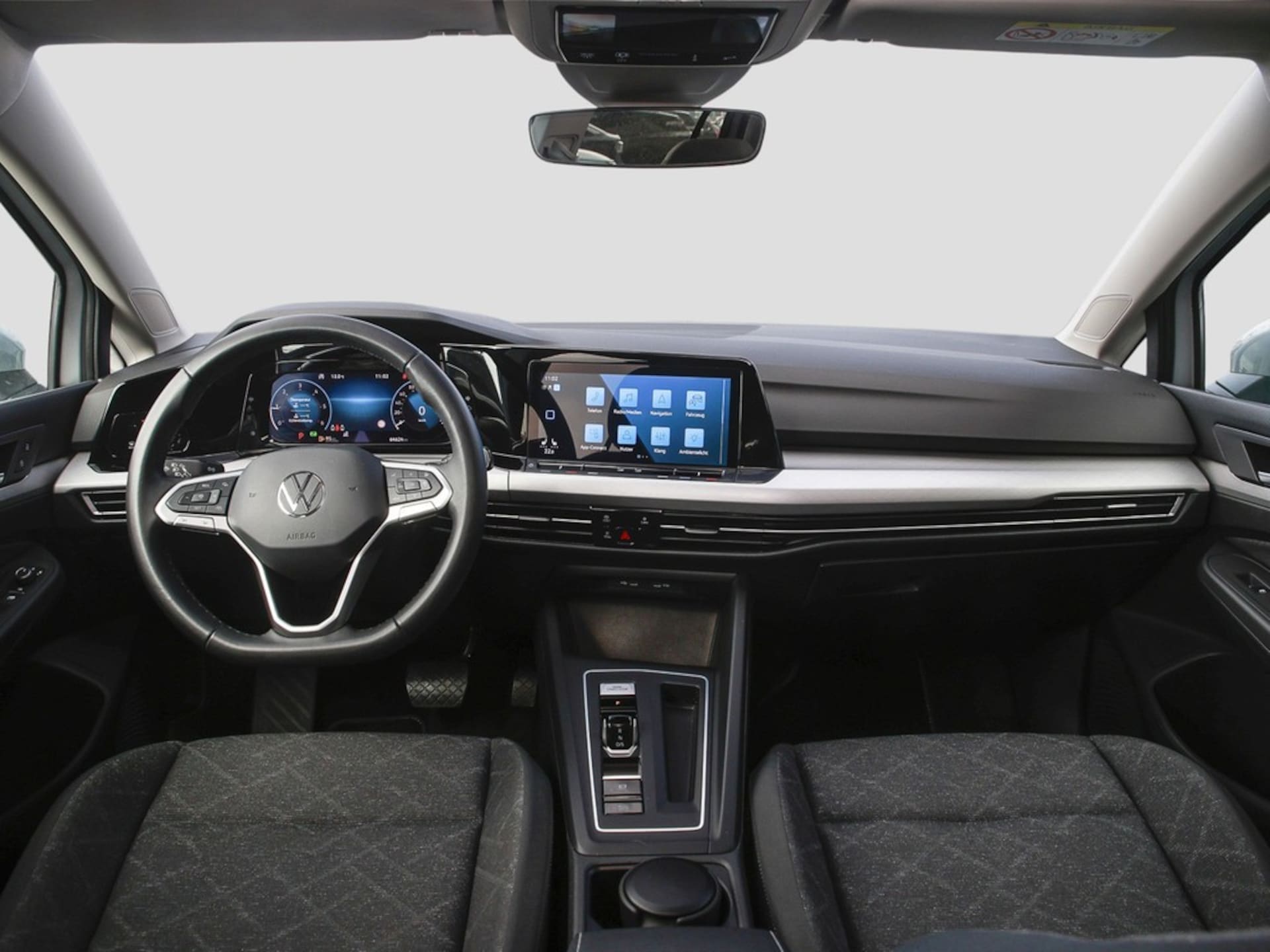 Volkswagen Golf Variant Life