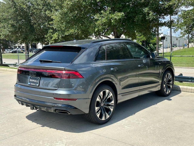 2026 Audi Q8