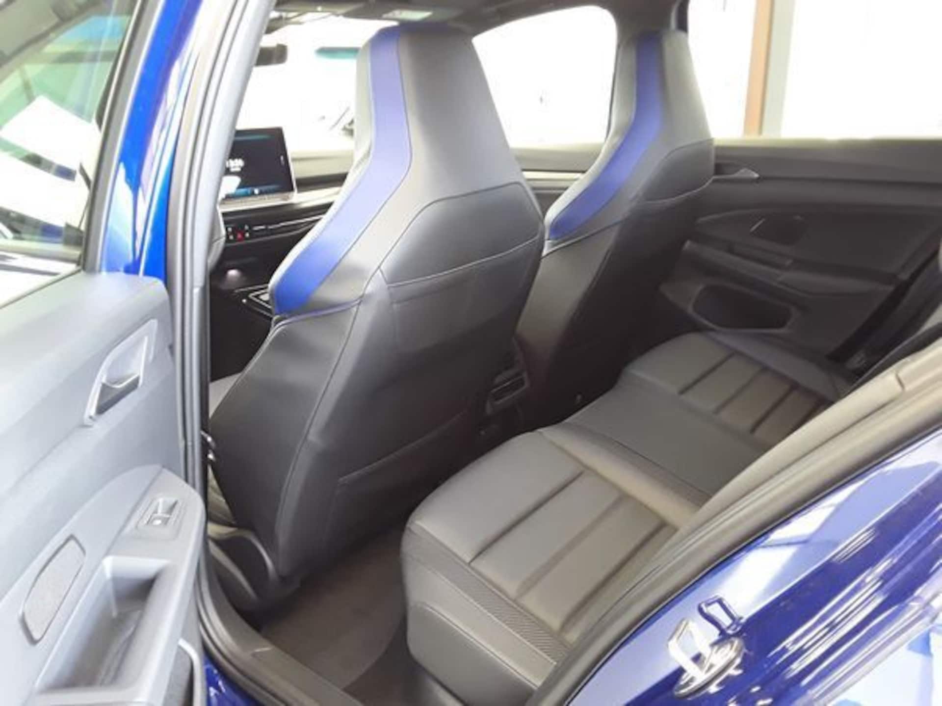 Volkswagen Golf R