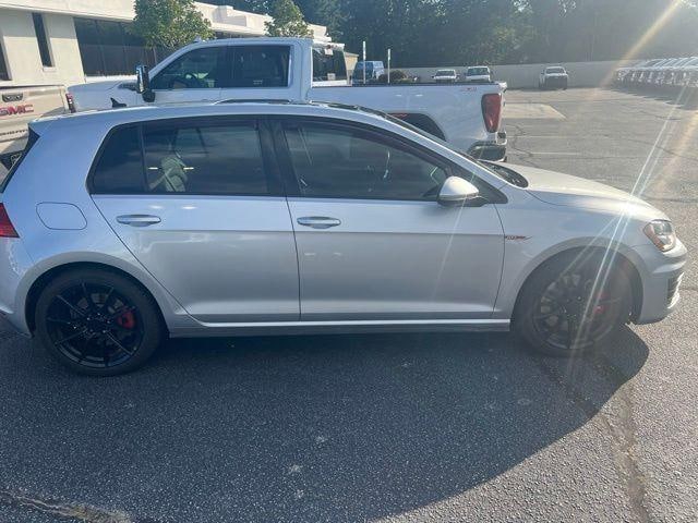2016 Volkswagen Golf