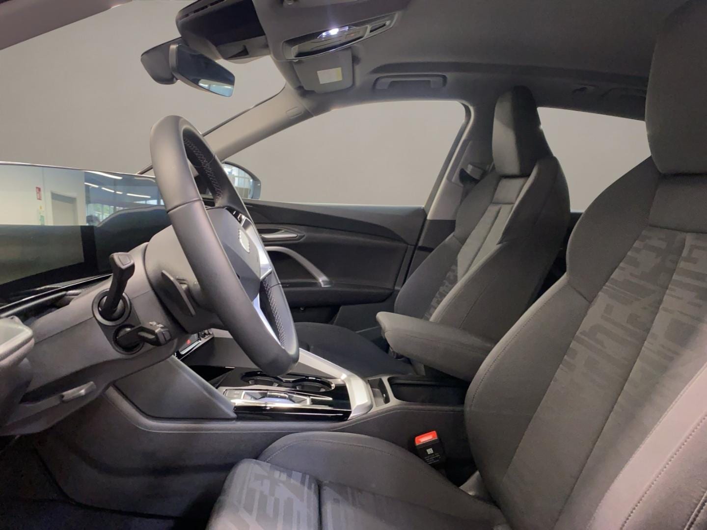 Bild über Audi Q5 SUV TDI quattro 150 kW S tronic - für weitere Informationen kontaktieren Sie den Audi Partner