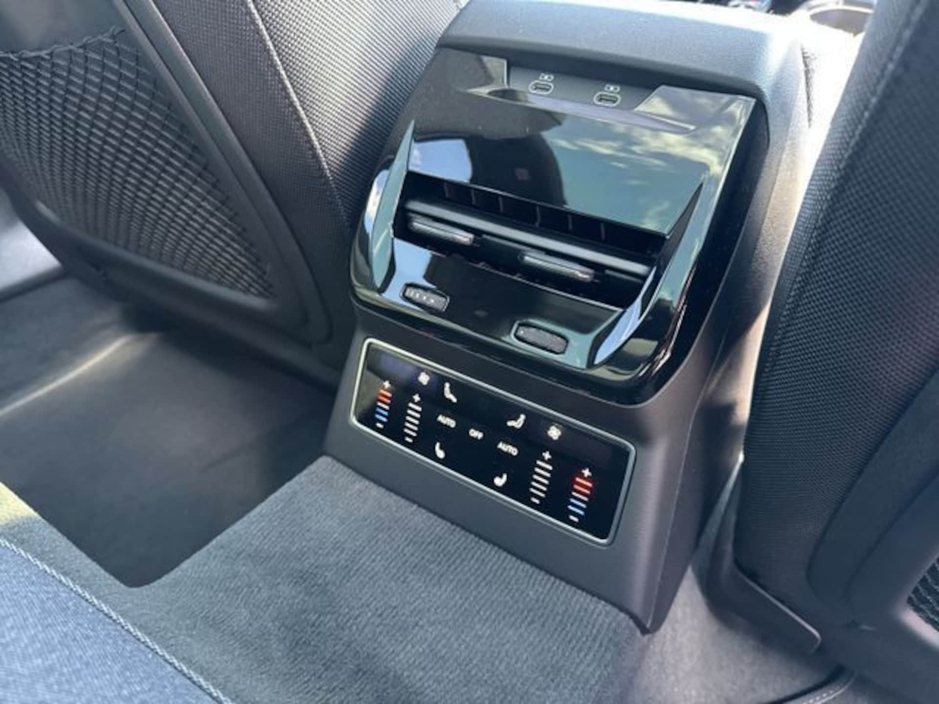 Audi A6 Avant edition one