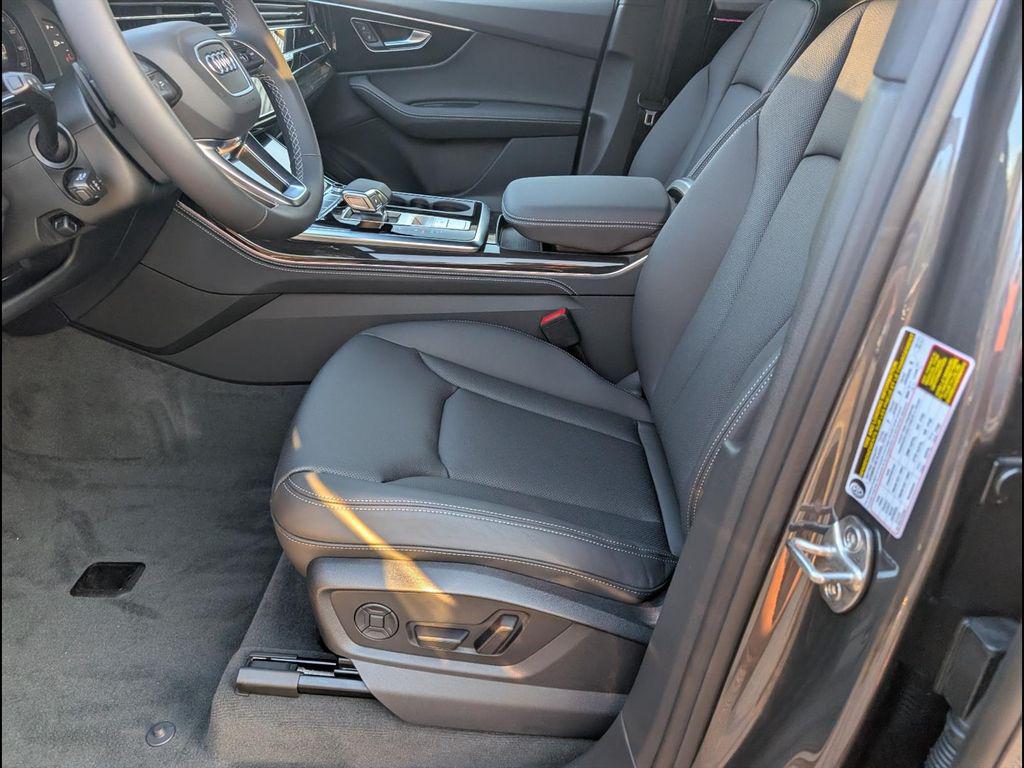 2026 Audi Q7 Premium Plus - Photo 8