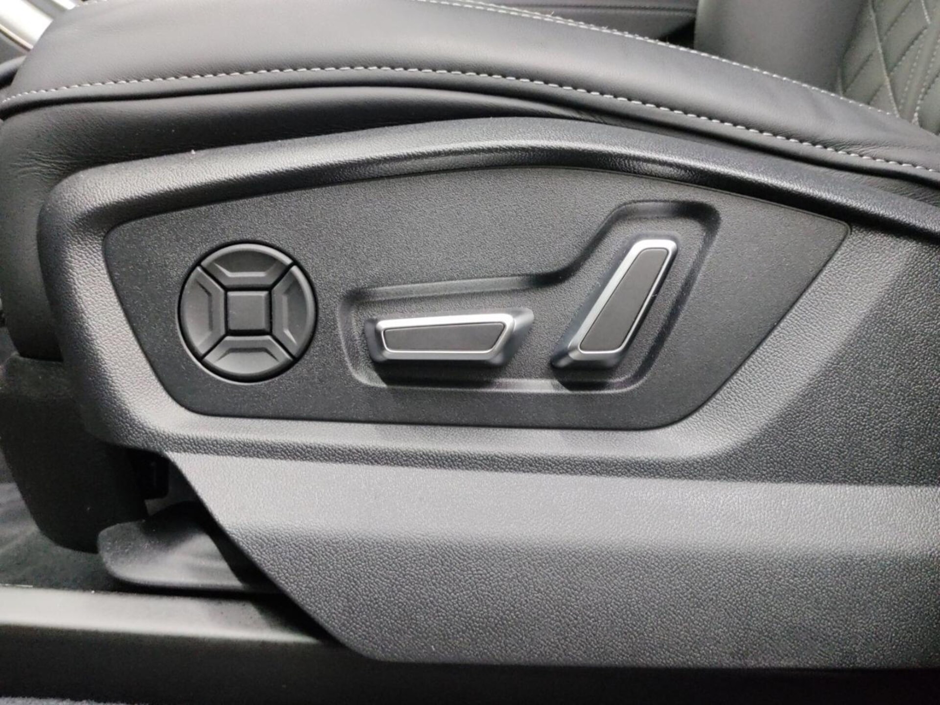 Audi Q8 SUV TFSI e