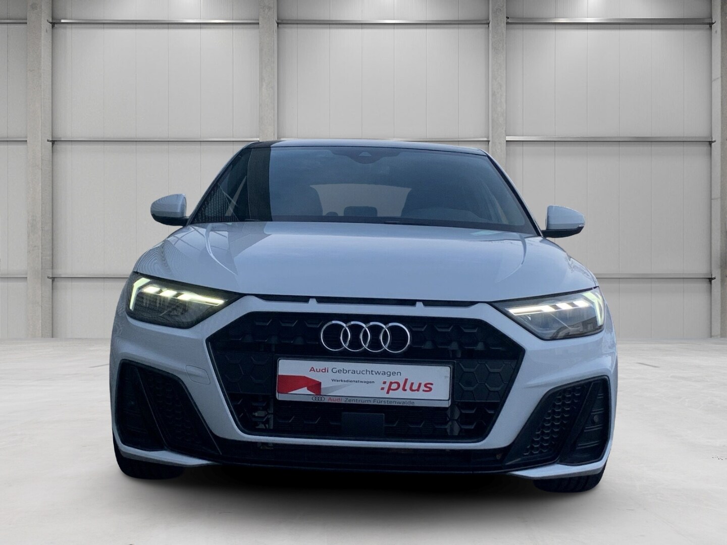 Bild über Audi A1 Sportback S line 35 TFSI S tronic - für weitere Informationen kontaktieren Sie den Audi Partner