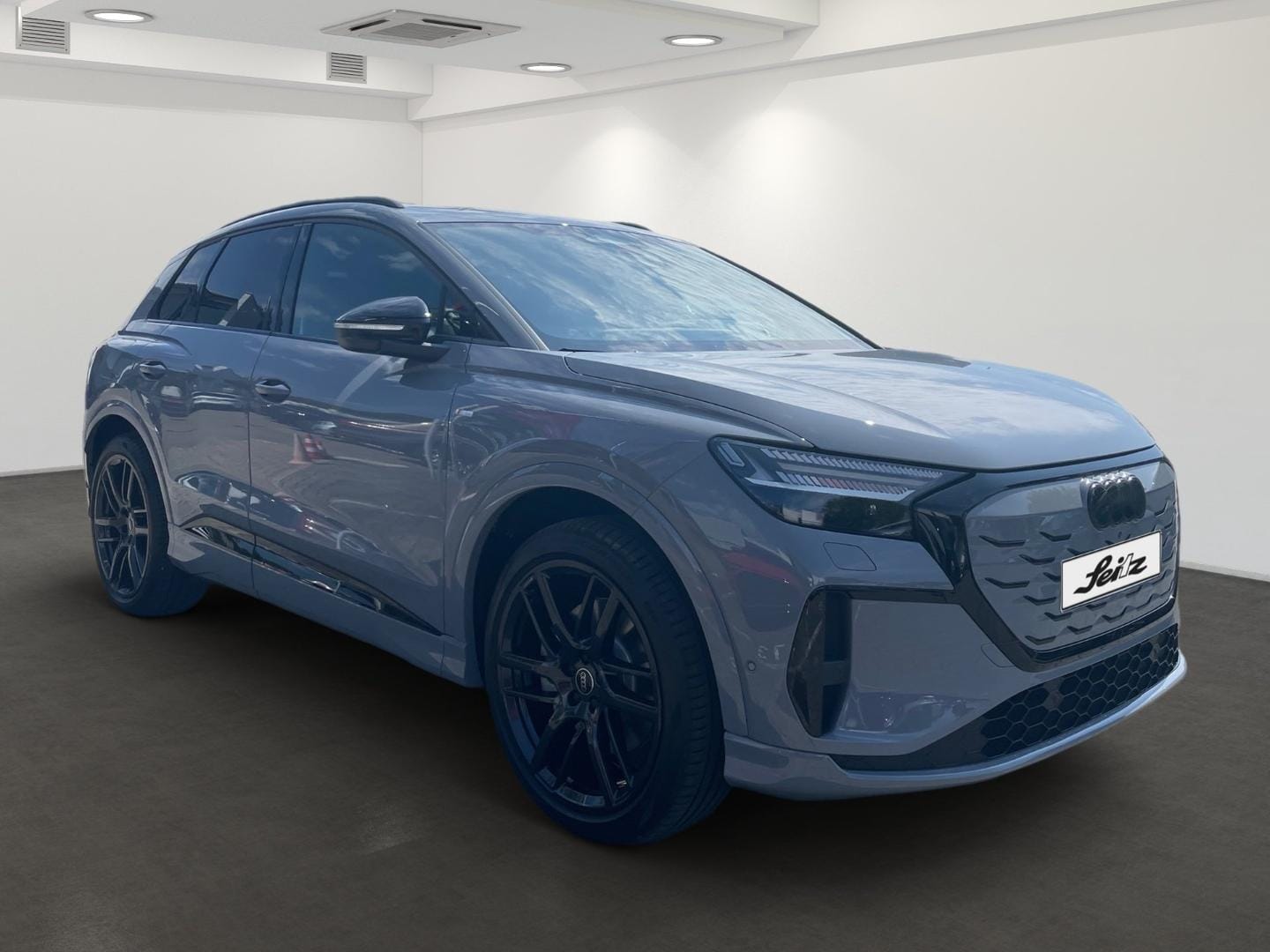 Bild über Audi Q4 SUV e-tron e-tron quattro 220 kW - für weitere Informationen kontaktieren Sie den Audi Partner