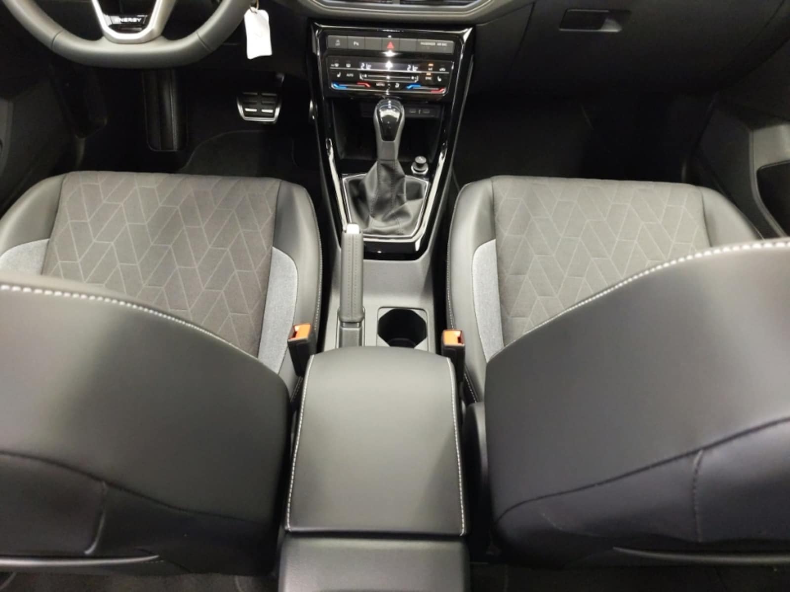 Volkswagen T-Cross – Bild 12