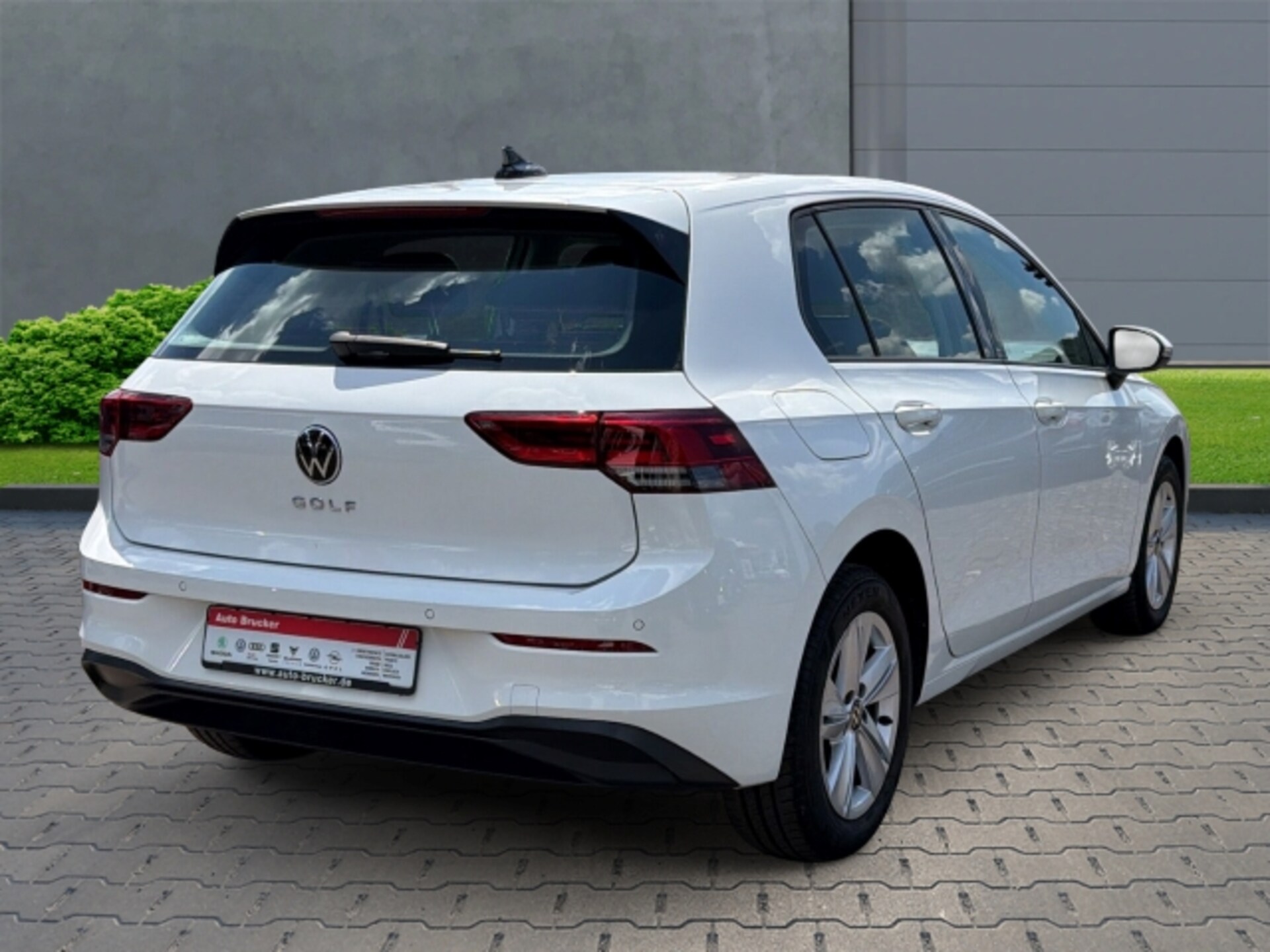 Volkswagen Golf Life