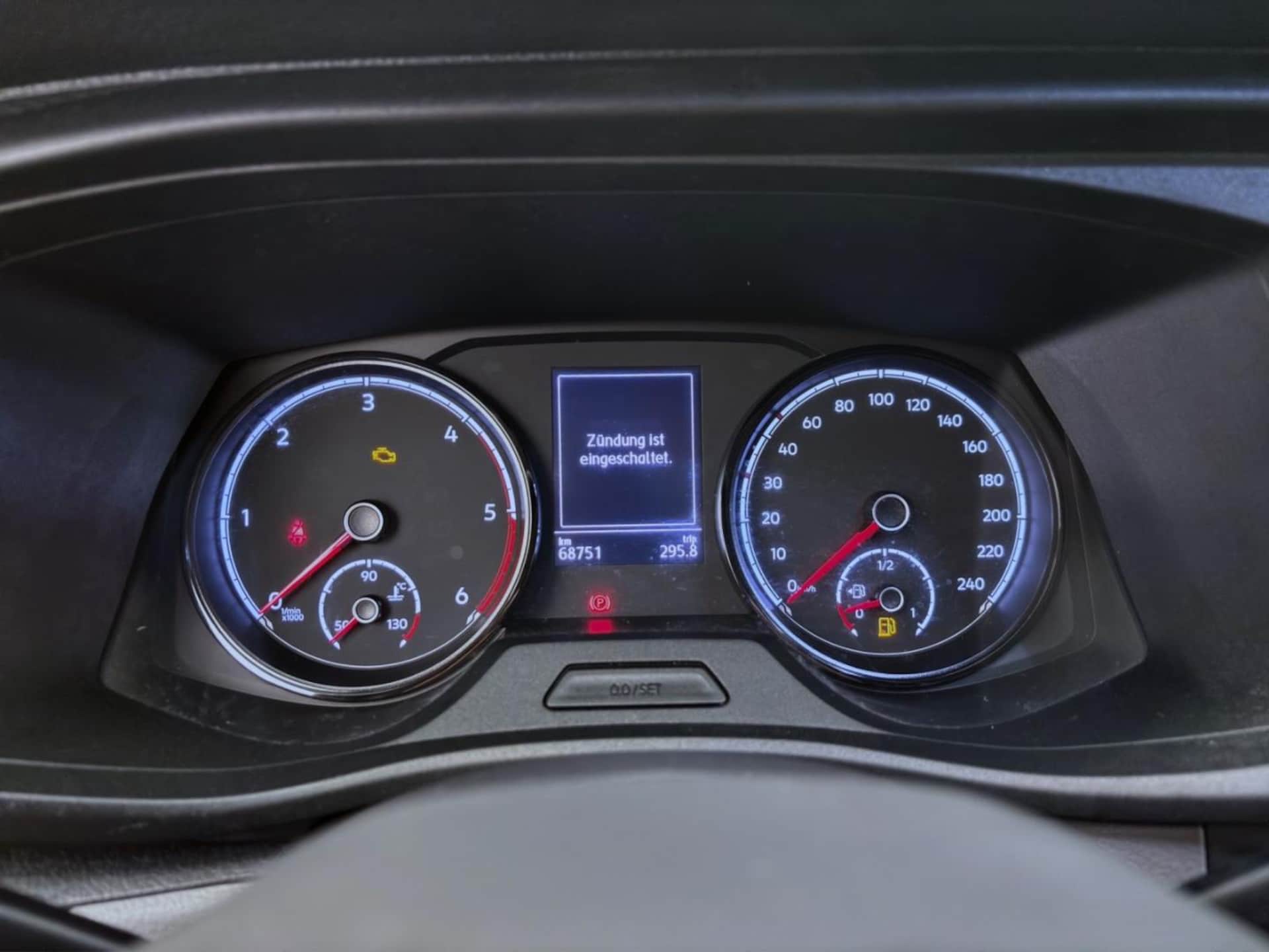 Volkswagen T6.1 Transporter Kasten langer Radstand