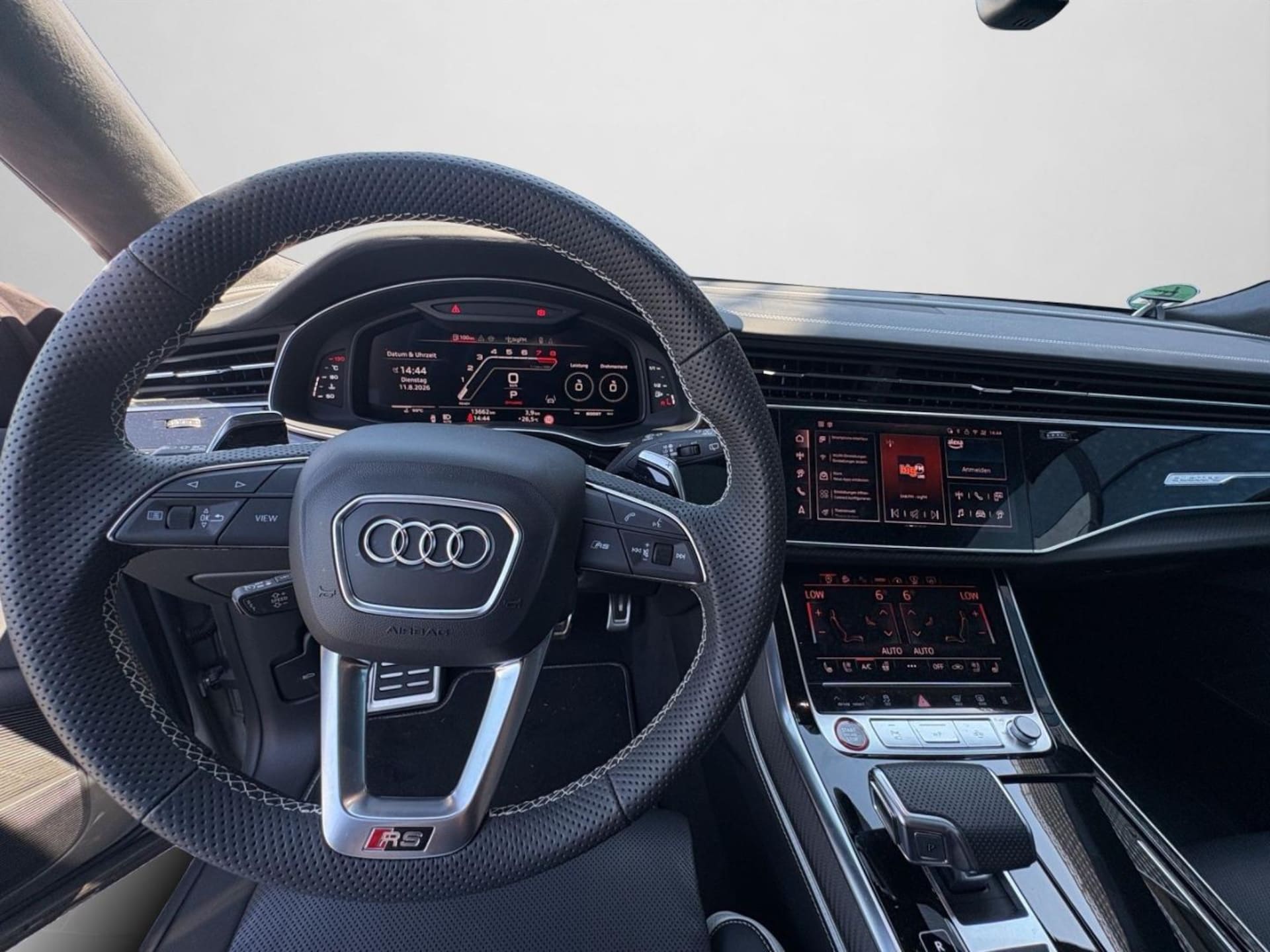 Audi RS Q8 SUV