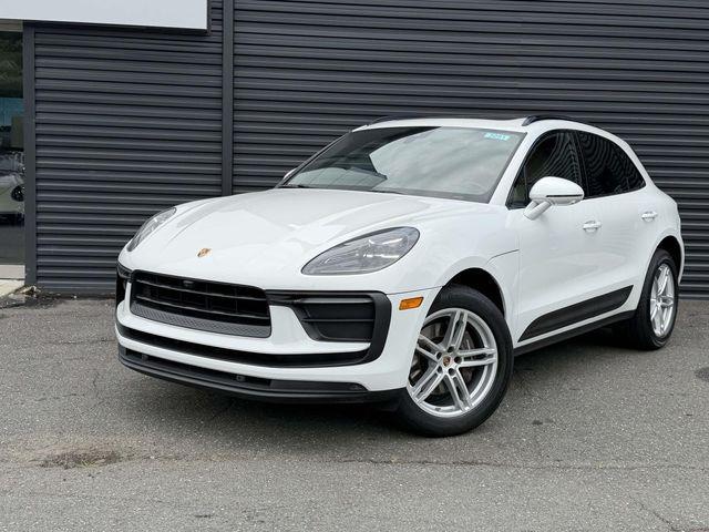 Photo of 2022 Porsche Macan 