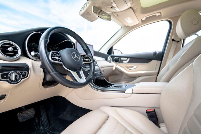 2020 Mercedes-Benz GLC 300